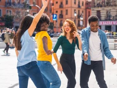 How I Made Friends Through Dance When I Moved to a New City