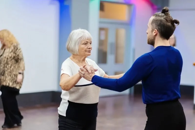 How I Learned to Teach Online Dance Classes for Seniors — My Story