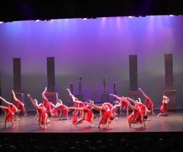 How I Prepared for My First Dance Tour in the USA — My Story