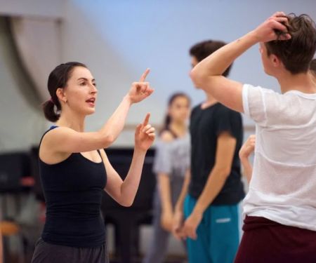 My Story of Teaching Dance to Alien Life-Forms — Creative Stretch