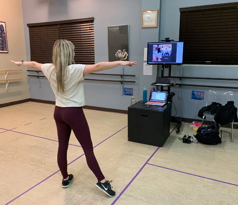 How I Learned to Adapt My Dance Style for Virtual Audiences — My Story