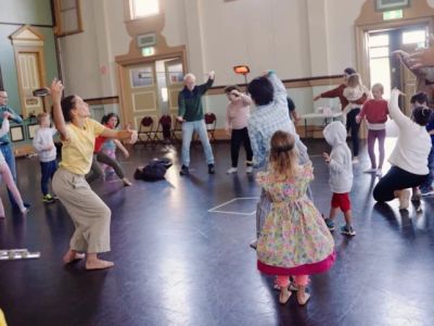 How I Built My Dance Community Online Through Connection and Growth