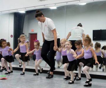 How I Built My Dance Friendship Network and Found My Social Circle
